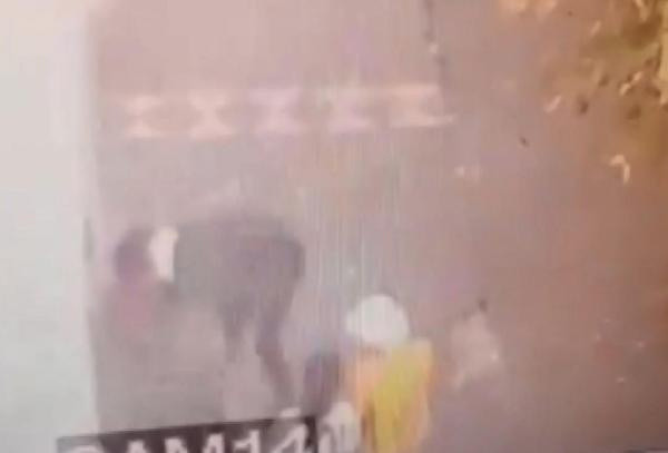 Sultangazi'de sokakta oynayan çocuğa taciz iddiası! "Bir ay önce aynı olay yaşandı" - Resim: 1