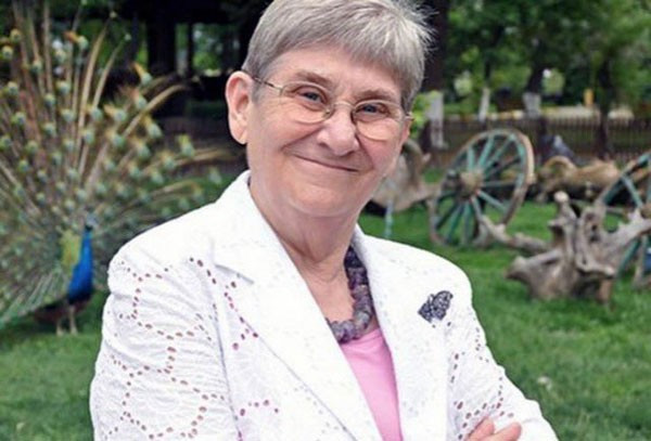 Canan Karatay'ın 50 yıl önceki halini gördünüz mü? - Resim: 1