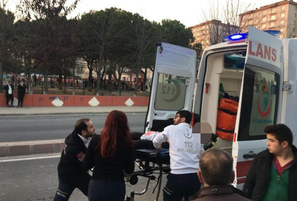 Tartıştığı 2 liseliyi okul önünde bıçakla yaraladı! - Resim: 4