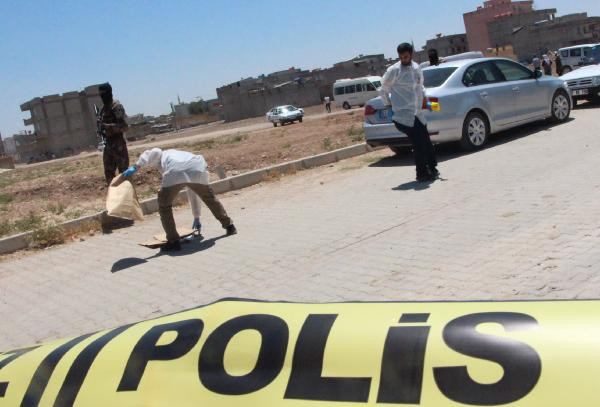 Suruç'ta 4 çuval oy pusulası ele geçirildi! Gözaltılar var - Resim: 4