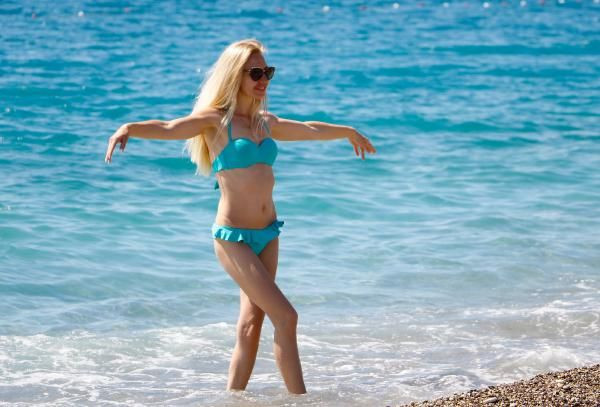 Konyaaltı sahili turistlere kaldı - Resim: 3