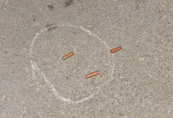 Adana'da kalaşnikof ve tabancayla gelip dehşeti yaşattılar! Ekipler harekete geçti - Resim: 1