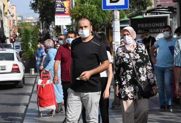 Prof. Dr. Bülent Ertuğrul'dan korkutan açıklama: Aşıları tehdit eden varyantlar ortaya çıkmaya başladı - Resim: 0