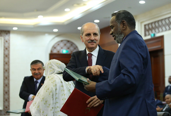 Sudan'da Cumhurbaşkanı Erdoğan'a sevgi seli! - Resim: 4