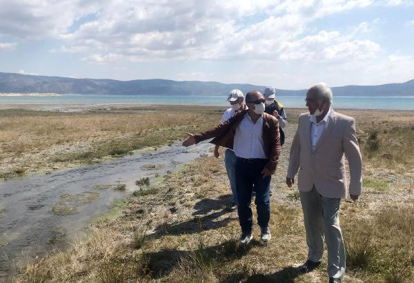 Salda Gölü'nü kanalizasyon değil inekler kirletmiş - Resim: 0