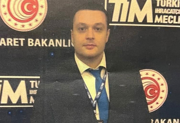 Milletvekili Ahmet Akay'ın TBMM araç kartı Suriyeli'den çıktı! Soyismi şaşırttı: Açıklama geldi - Resim: 0