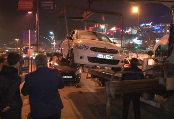 Park halindeki aracında ölü bulundu! - Resim: 4