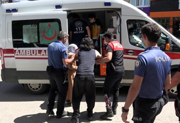 Annesini döven gence, tekme tokat dayak attılar - Resim: 0