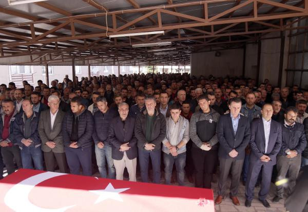 Yanında şehit olan arkadaşının acısına dayanamadı! - Resim: 4