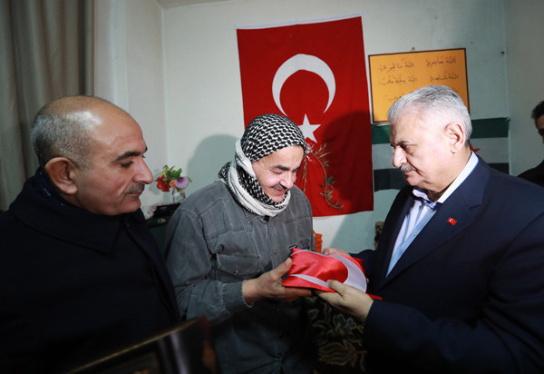 Başbakan Yıldırım'dan anlamlı ziyaret - Resim: 3