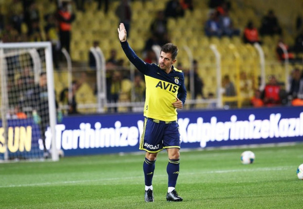 Ersun Yanal'ın gözüne giremedi derbide kesik yedi - Resim: 1