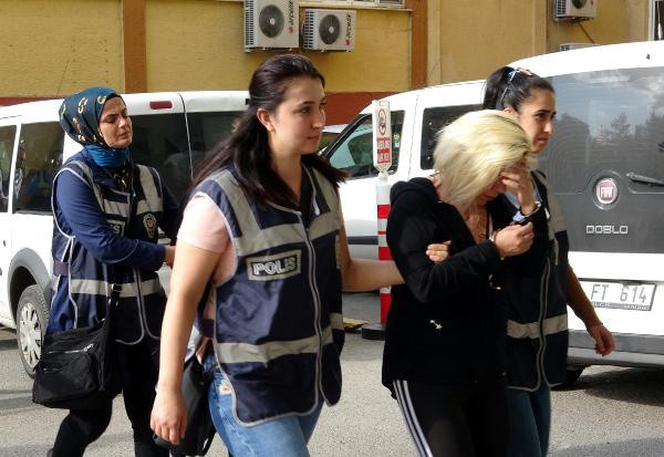 'Hanımağa' gözcülük yapanlara ilişki ücretinde indirim yapmış - Resim: 0