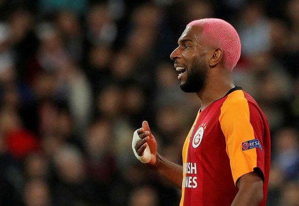 Ryan Babel, Club House'da o odaların müdavimi oldu - Resim: 0