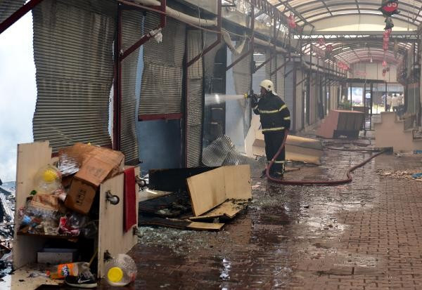 Antalya'da felaket! 100 iş yeri kül oldu - Resim: 2