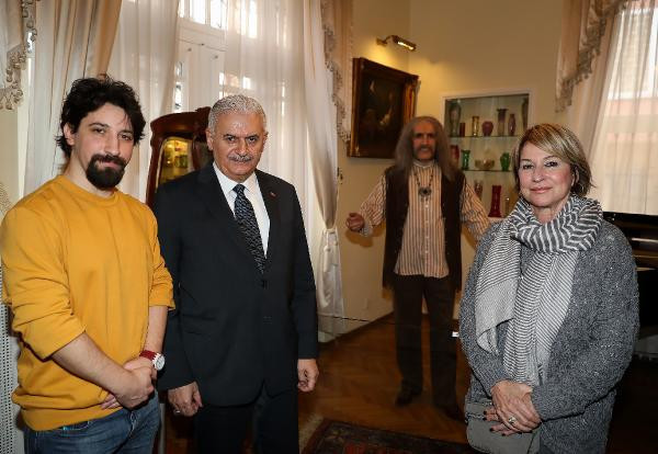 Binali Yıldırım, Barış Manço müzesini ziyaret etti - Resim: 3