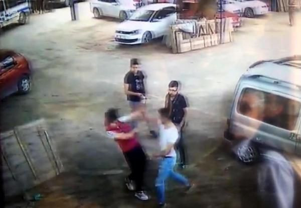 Kütahya'da korkunç görüntüler Döner bıçağı ile saldırdı - Resim: 3