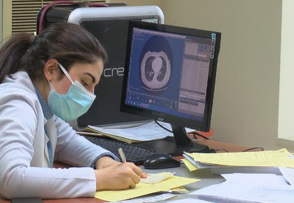 Salgın bitmiş gibi algılamayın! Prof. Dr. Sait Gönen 'artış var' dedi üçüncü dalga uyarısı yaptı - Resim: 1