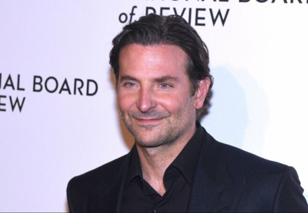 Stranger Things yıldızı Maya Hawke yeni projesiyle şaşırttı! Sadece mahvetmemeye çalışacağım - Resim: 0