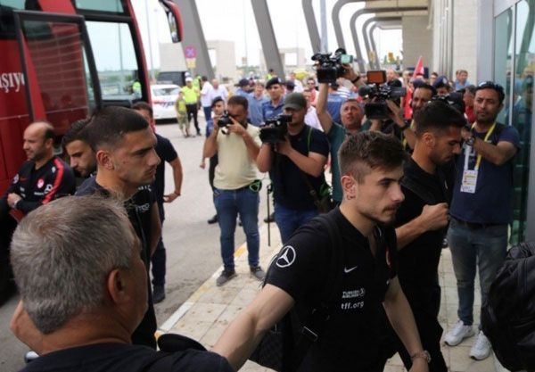 Nevşin Mengü'nün İzlanda skandalı tweeti olay oldu - Resim: 1