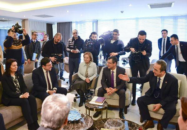 CHP-İYİ Parti buluşması gerçekleşti! Ziyaretten ilk kareler - Resim: 1