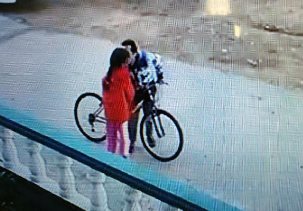 Sokak ortasında küçük kızı taciz etmişti! İşte istenen ceza  - Resim: 2