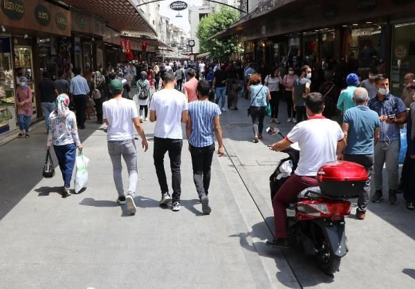 Gaziantep'te 18 bin kişi koronavirüs karantinası altındı! Vali'den yeni yasaklar - Resim: 3
