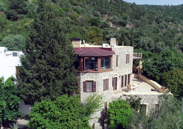 Can Dündar'ın kaçak villasına 148 bin 144 lira ceza - Resim: 0