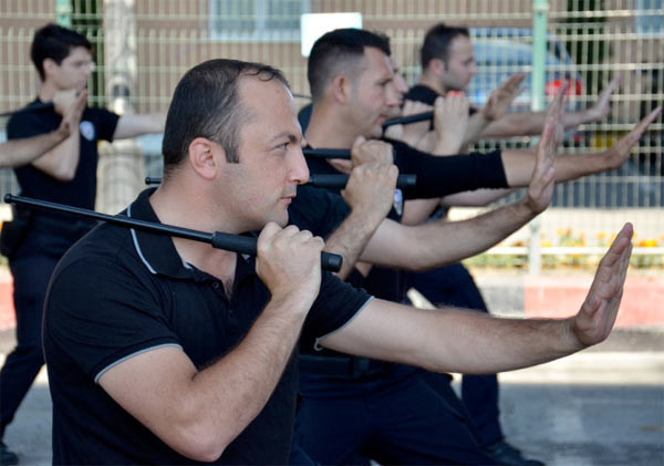 Polisin yeni copu 'ses' getirecek - Resim: 2