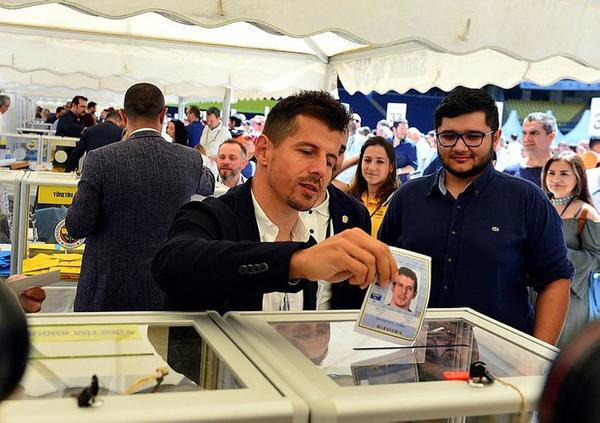 Fenerbahçe başkanlık seçiminden fotoğraflar - Resim: 3