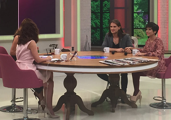 Şarkıcı Aydilge hastalığı ile ilgili ilk kez konuştu - Resim: 4