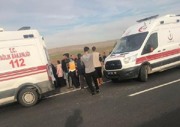 Düğün konvoyunda feci kaza: Çok sayıda yaralı var! - Resim: 2