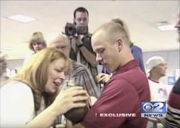 İki günlük bebeği ailesi terk etti gerçek sonra anlaşıldı - Resim: 3