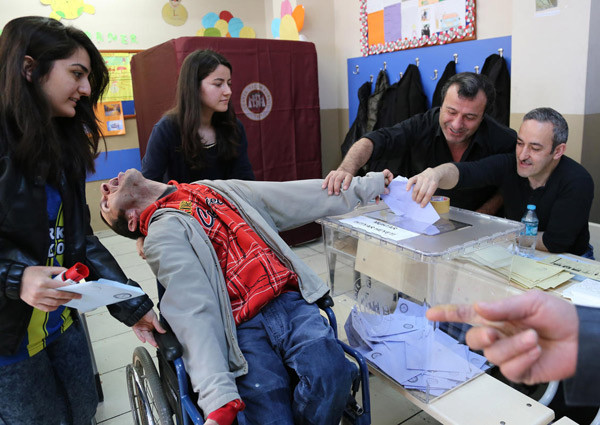 Sandıklardan ilginç görüntüler - Resim: 1