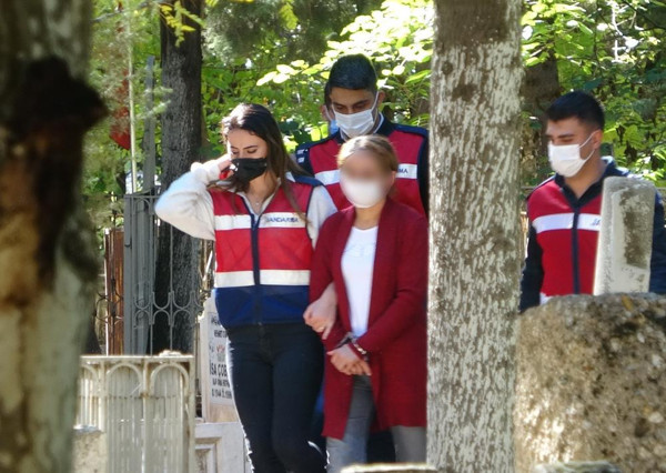 Adıyaman'da bebeğini diri diri mezara gömdü! Cani anne her şeyi anlattı - Resim: 0