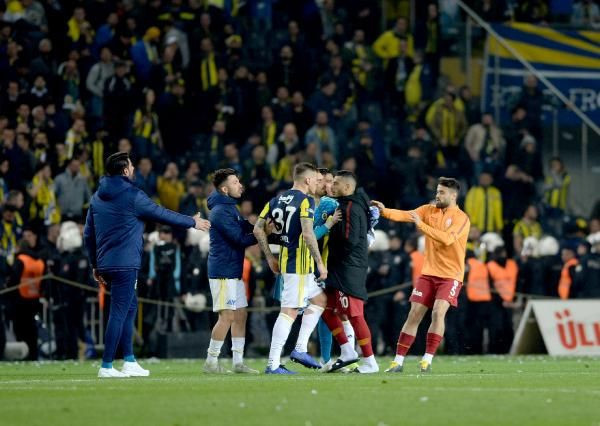 Derbi sonrası bomba yorum: Hepinizin aldığı para haram olsun - Resim: 3