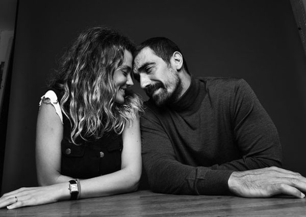 İbrahim Çelikkol'dan gönülleri fethedecek hamle! Eski eşine dudakları uçuklatan jestte bulundu - Resim: 0