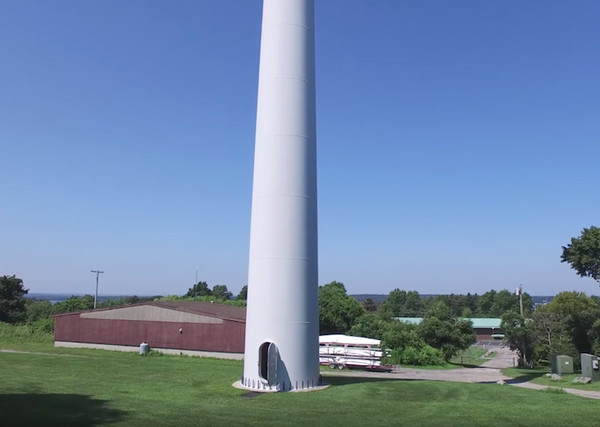 Drone ile rüzgar türbinine çıktı gördüğü manzara karşısında şoke oldu - Resim: 2