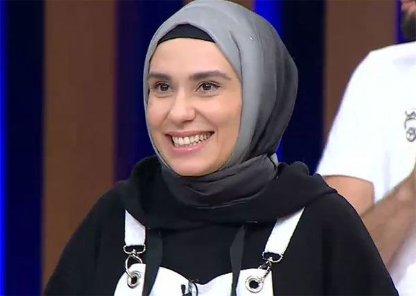 MasterChef Güzide'nin paylaşımı hayranlarını kızdırdı! "Yeni Hac yapan birine yakışan laf mı" - Resim: 1