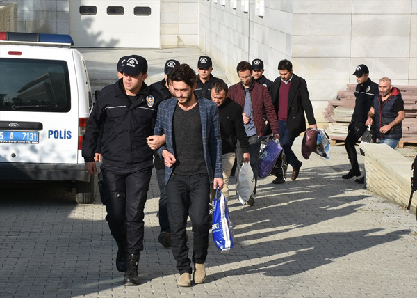 Flaş Bylock gözaltıları! Polis, öğretmen, hakim ve memurlar... - Resim: 3