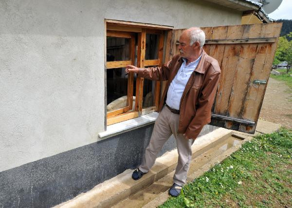 PKK'lı teröristler evlere girdi! Şehirde alarm verildi... - Resim: 1