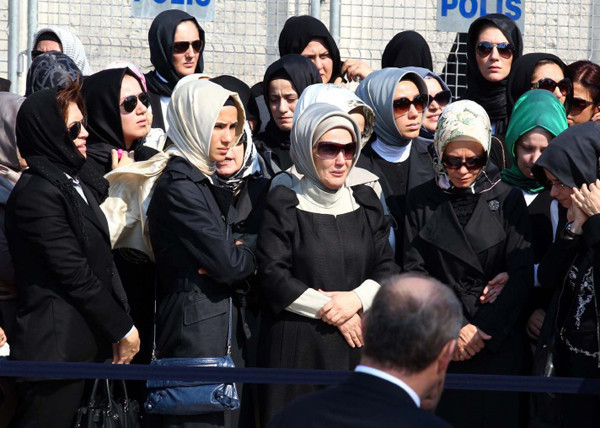 Anne Erdoğan böyle uğurlandı - Resim: 1