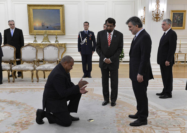 Abdullah Gül'e 'Vakacobocobo' yaptı - Resim: 3