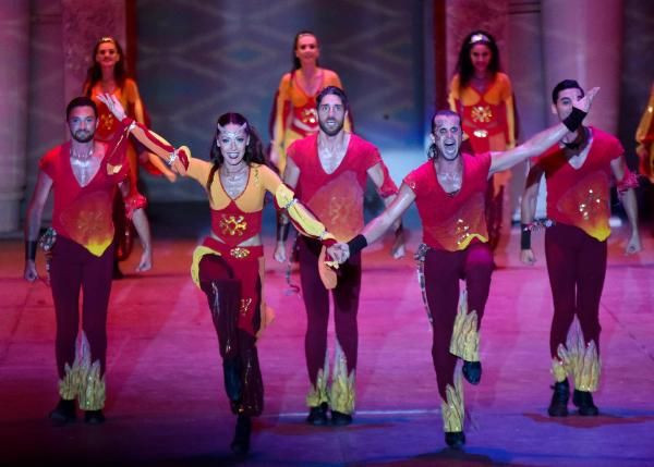 20 yıldır dans ediyorlar! Anadolu Ateşi, ülke turizmine katkı sunuyor - Resim: 1