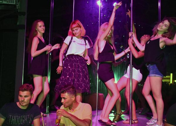 İşte Türkiye'nin çılgın sokağı! Ününü duyan buraya koştu - Resim: 4