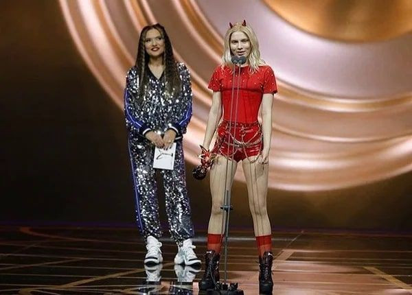 Demet Akalın Aleyna Tilki kavgasına Tuğba Ekinci katıldı skandal sözler! - Resim: 4