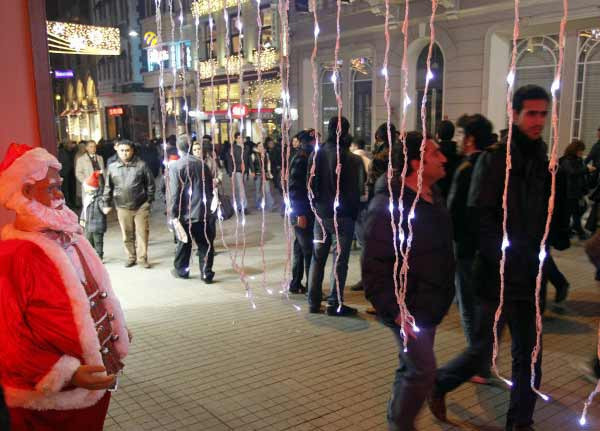 Yeni yıl coşkusu başladı - Resim: 3