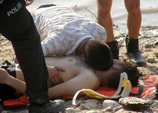 Adana'da 19 yaşındaki gencin ölümü: Sana gitme dedim - Resim: 1