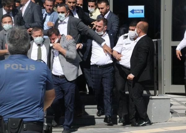 Ortalık karıştı! İYİ Parti Genel Merkezi'nde 'Oy Verilmeyecekler' listesi krizi - Resim: 3