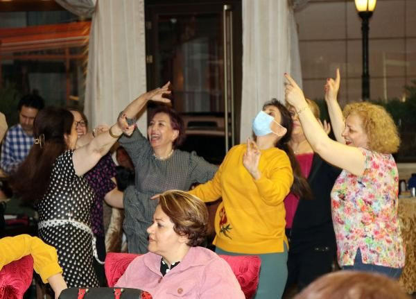 İranlı turistler Van tatilinde fena döktürdü - Resim: 1