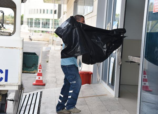 Antalya'da 6 aylık bebek feci şekilde can verdi! Acı olaydan geriye bu fotoğraf kaldı - Resim: 1